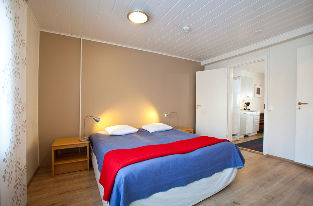 Hotel Aakenus โรวานิเอมิ ภายนอก รูปภาพ