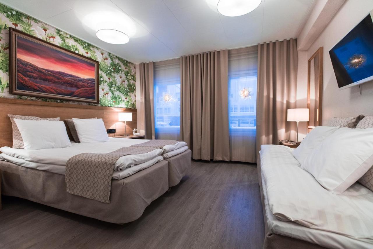 Hotel Aakenus โรวานิเอมิ ภายนอก รูปภาพ
