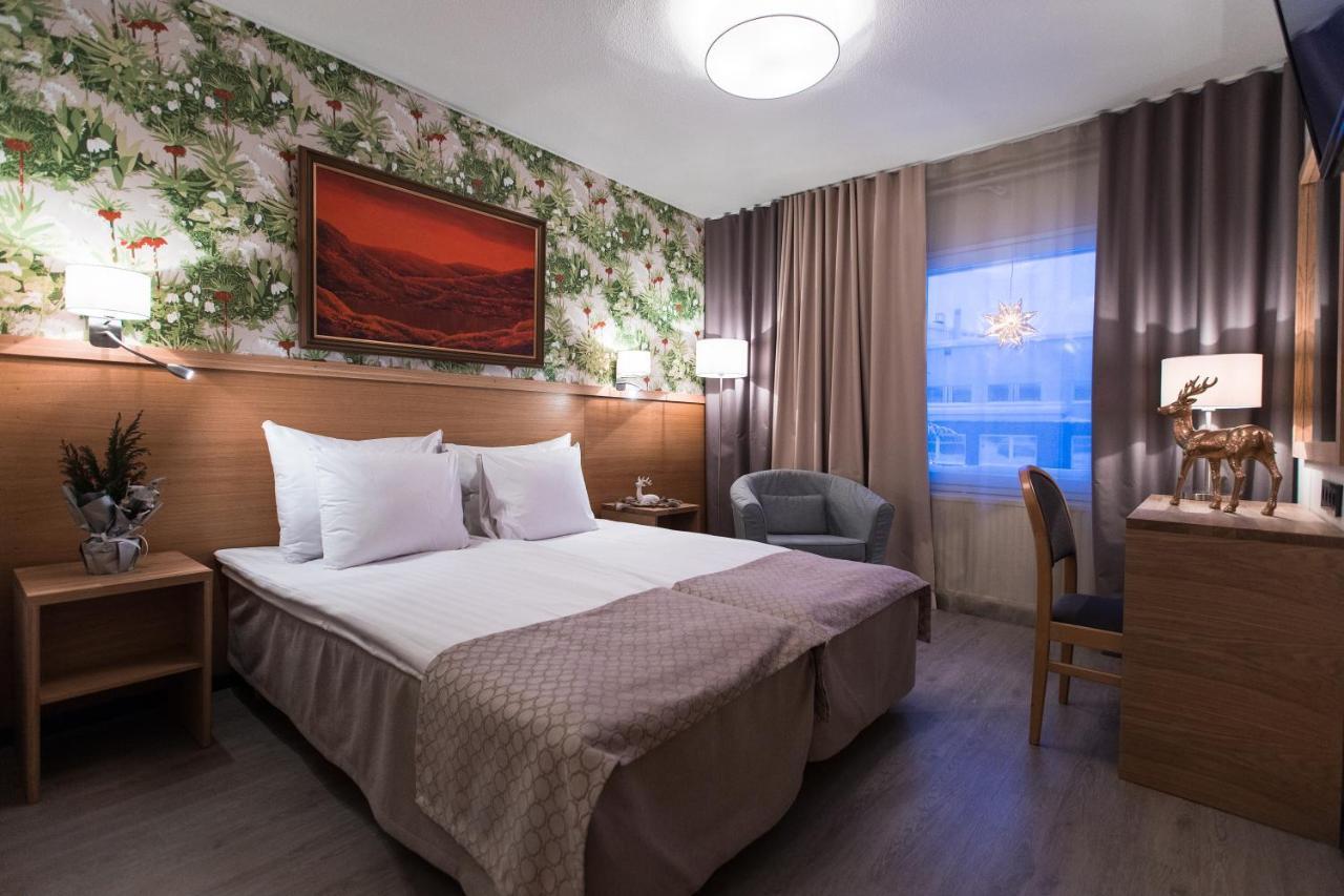 Hotel Aakenus โรวานิเอมิ ภายนอก รูปภาพ